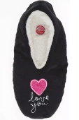 Ciepłe kapcie z futerkiem i sercemw woreczku BABE, czarny