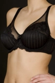 Miękki biustonosz z koronką MARILUZ soft, negro-czarny