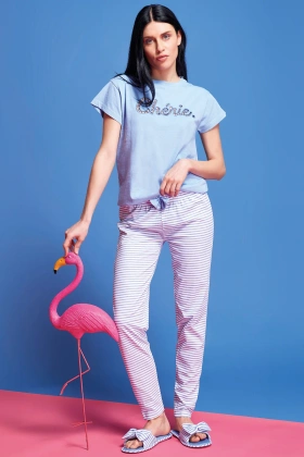 Bawełniana piżama długa damska z ażurowym haftem i paskami Juliana, niebieska