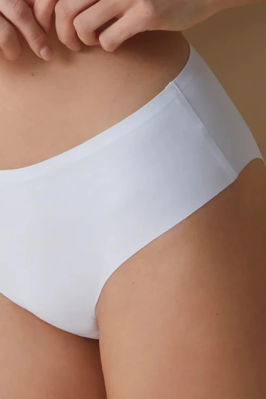 Bezszwowe, uniwersalne figi BRAGA 502, blanco-biel