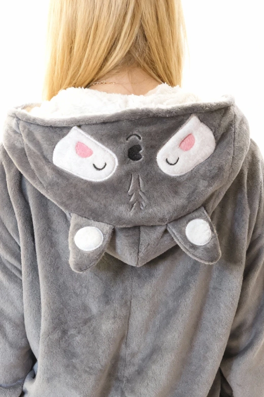 Ciepły kombinezon welurowy z haftowanym kapturem BORSUK, szary