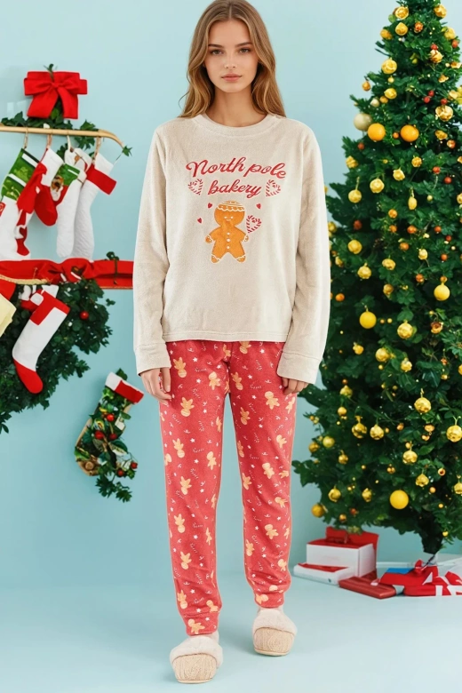 Ciepła polarowa piżama damska z piernikiem i napisem MEDDY, beżowa