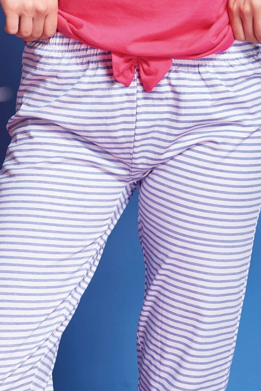 Bawełniana piżama długa damska z ażurowym haftem i paskami Juliana, różowa