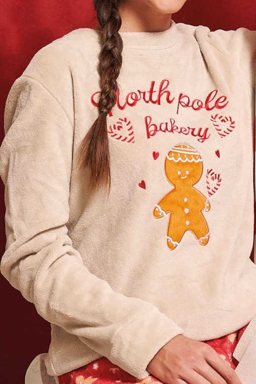 Ciepła polarowa piżama damska z piernikiem i napisem MEDDY, beżowa