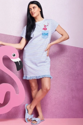 Koszula nocna w paski z koronkową falbanką Oxksana, niebieska