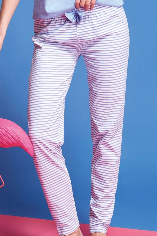 Bawełniana piżama długa damska z ażurowym haftem i paskami Juliana, niebieska