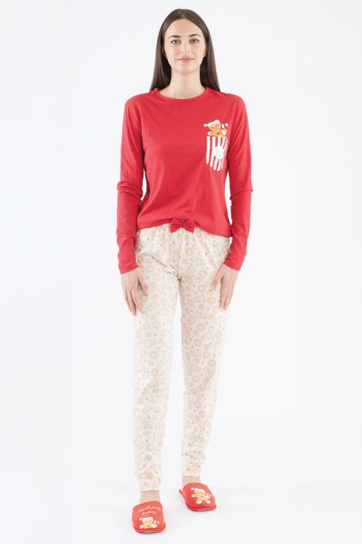 Świąteczna piżama z kieszonką i nadrukiem piernikowym GRETEL, czerwona