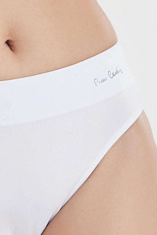 Klasyczne figi z wysokim stanem Pierre Cardin 4011, bianco-biel