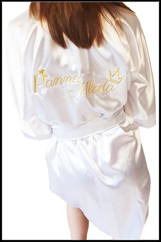 Podomka z satyny z haftem "Panna Młoda" Dkaren 90, biel