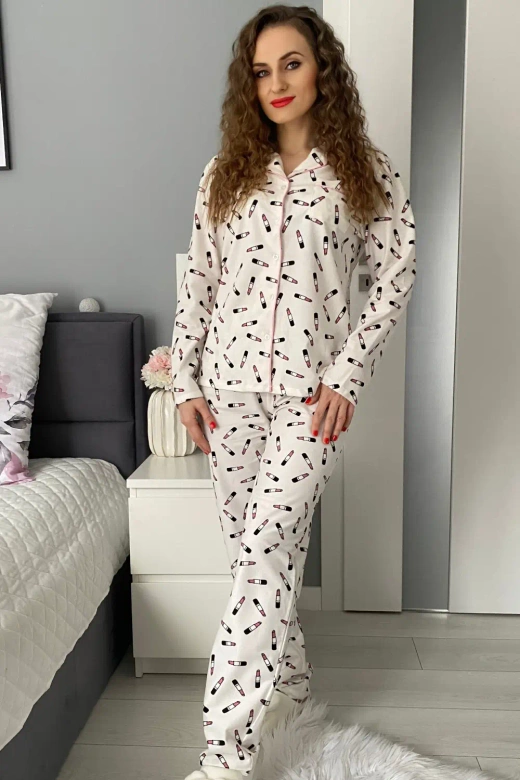 Urocza zapinana miękka piżama damska Saba, ecru